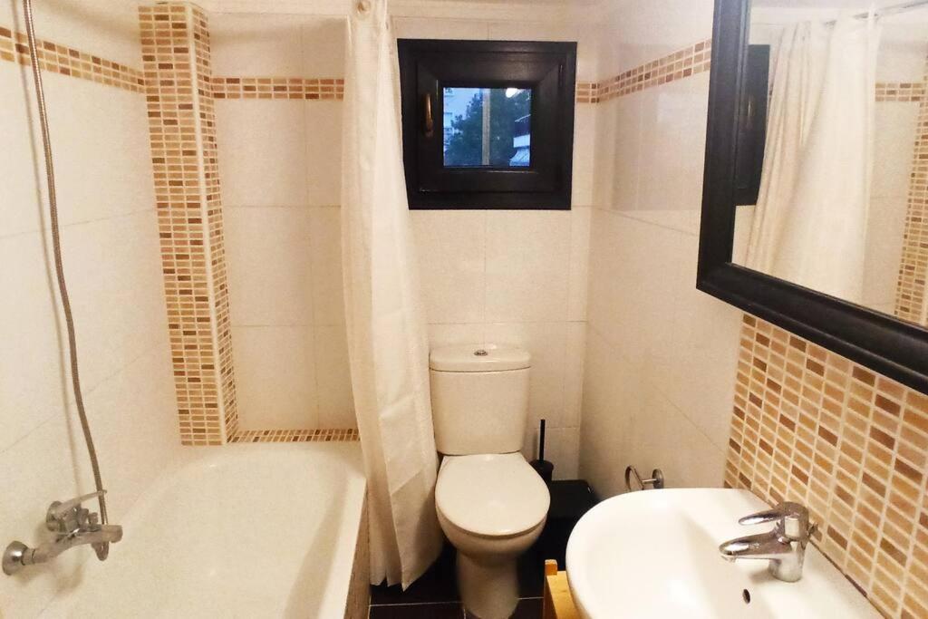 Grand Getaway Suite 300Mts From The Beach Peraia  Екстер'єр фото
